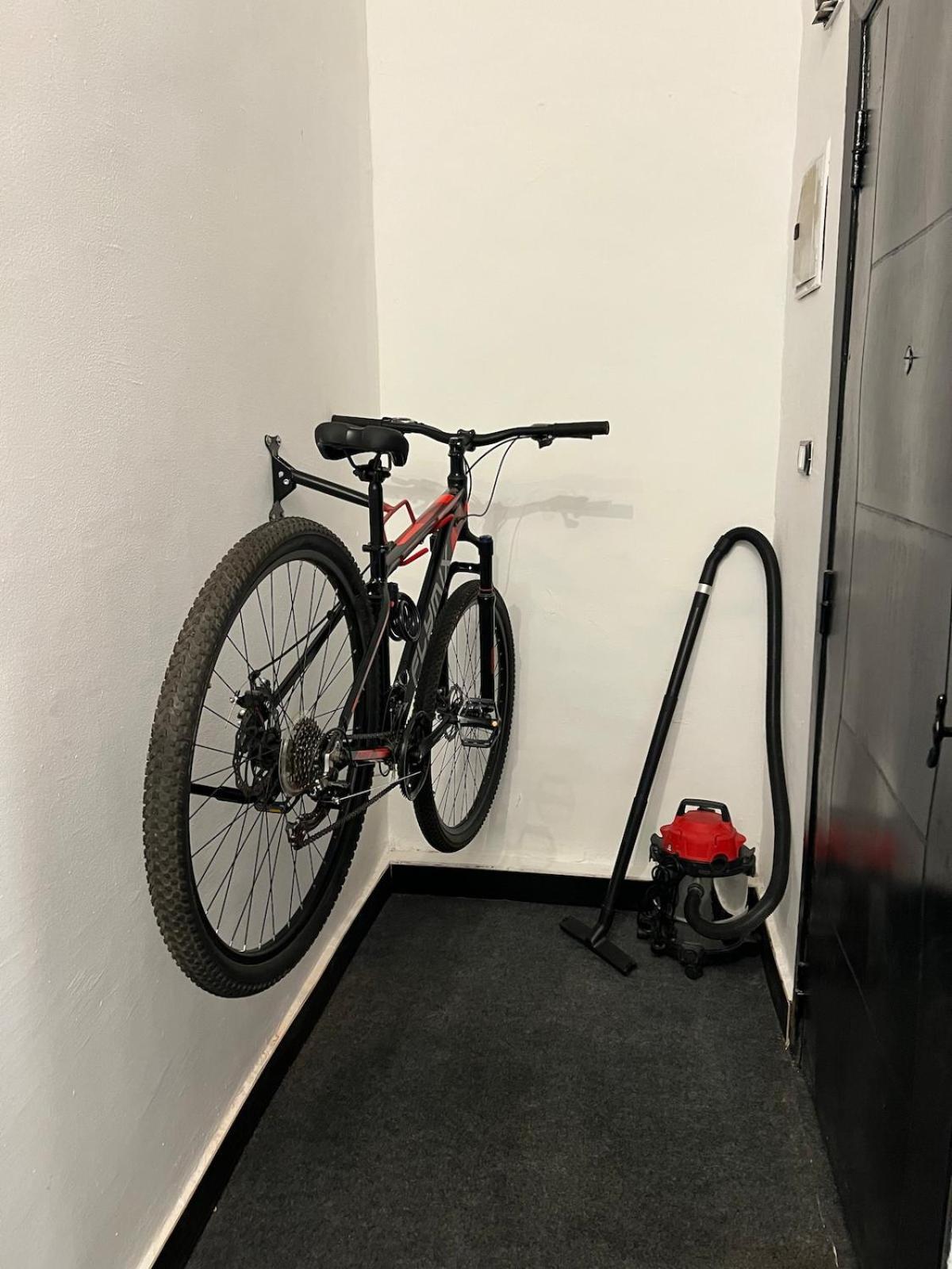 The Hub Private 10 Minutes From The Airport *