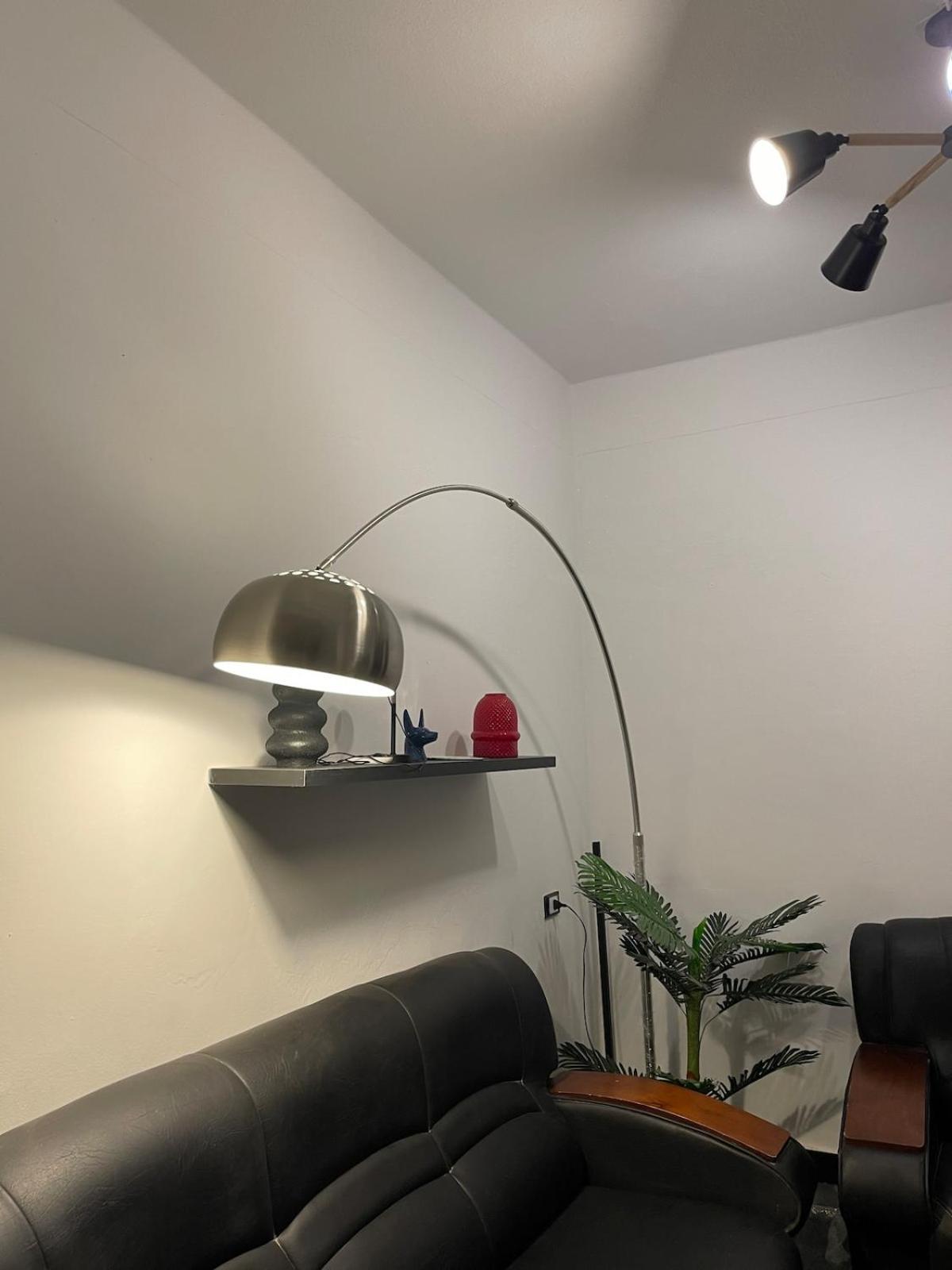 The Hub Private 10 Minutes From The Airport
