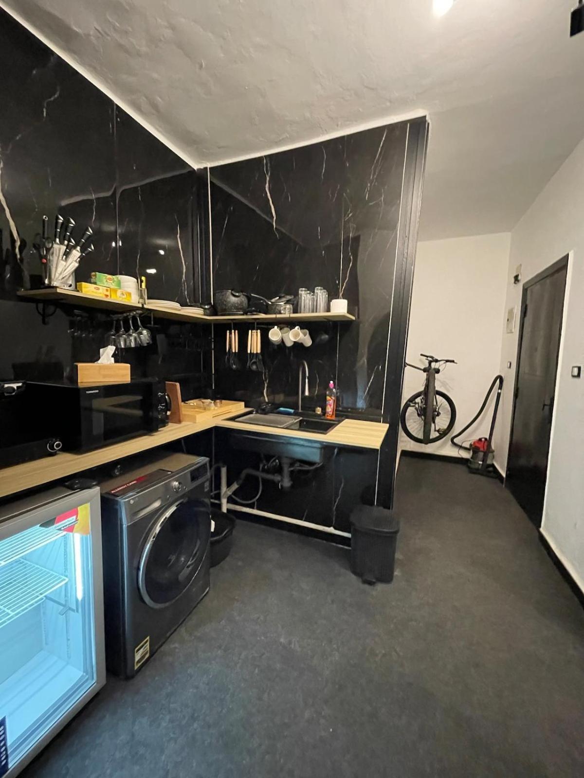 The Hub Private 10 Minutes From The Airport *